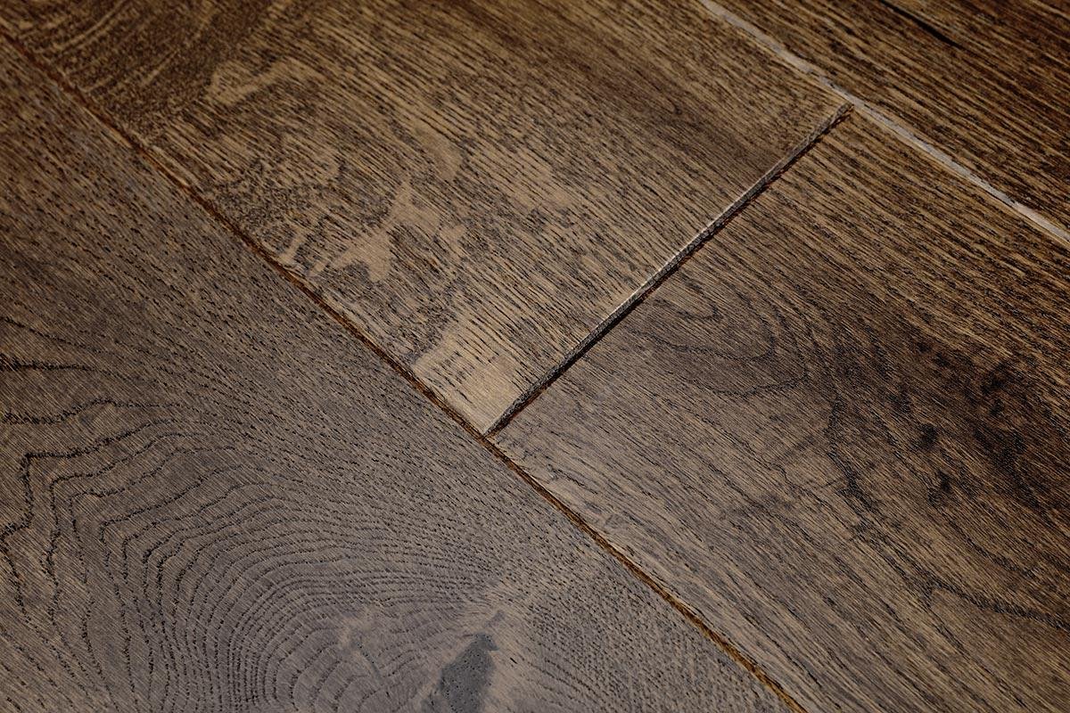 Marsala Brushed Lacquered Rustic Oak Engineered Clic Flooring 14mm x 180mm - Image 4