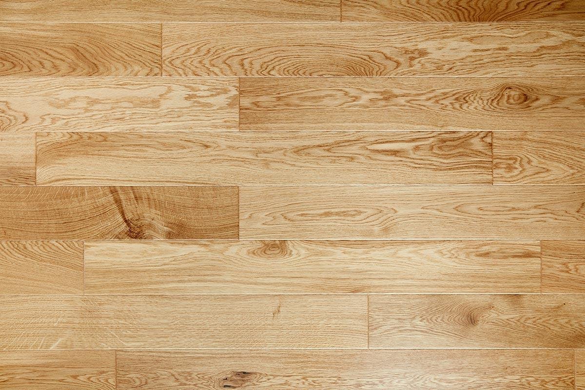 Lacquered Rustic Oak Engineered Clic Flooring 14mm x 130mm - Image 3