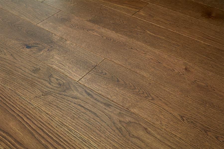 Marron Brushed Lacquered Rustic Oak Engineered Clic Flooring 14mm x 180mm - Image 2