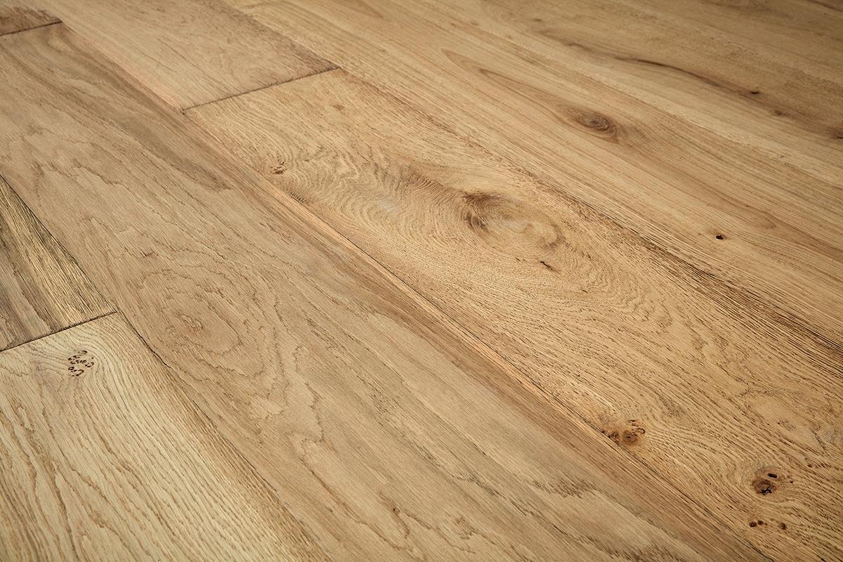 20mm Oak Rustic 240mm Vintage Brushed & Oiled - Image 5