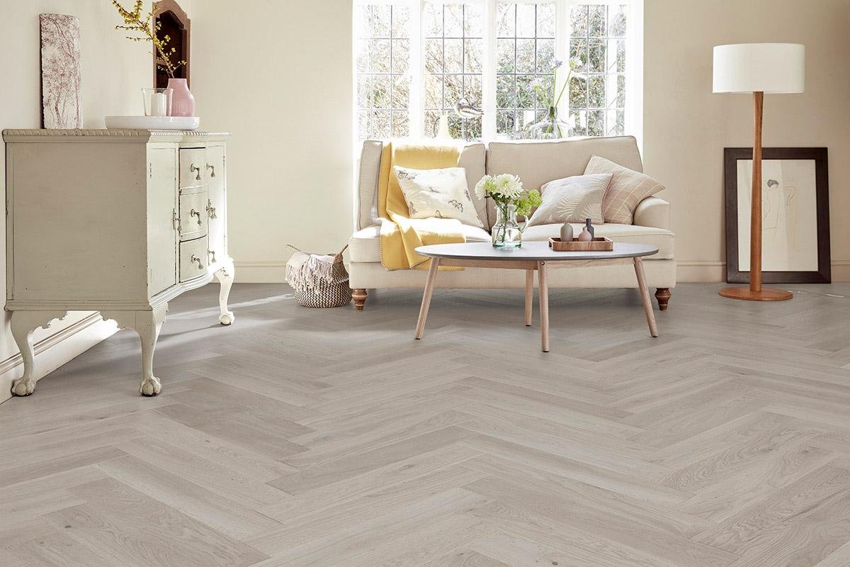 Click_Herringbone_Engineered_European_Select_Oak_Flooring_14mm_x_130mm_Marzipan_Lacquered