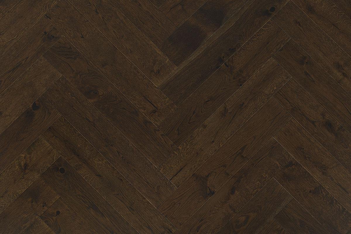 Marsala Lacquered Oak 725 x 130 x 14mm - Image 6